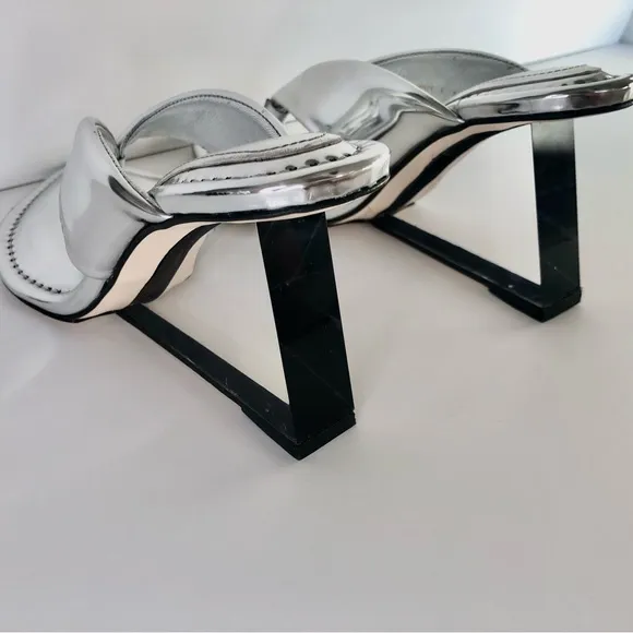 Good American Silver Patent Leather Wedge Sandals, 8