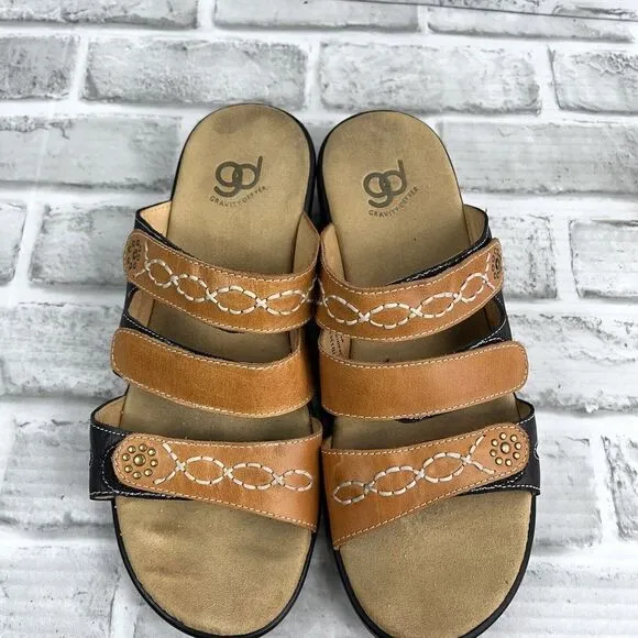 Gravity Defyer Women’s Size 9  Black/Tan Adjustable Comfort Wedge Slide Sandals