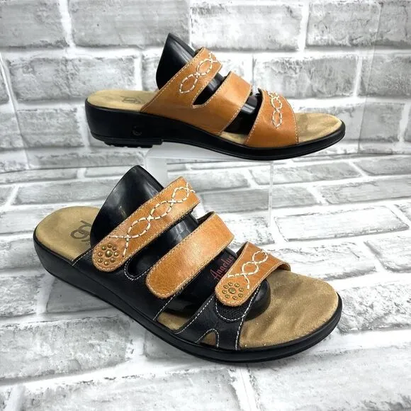 Gravity Defyer Women’s Size 9  Black/Tan Adjustable Comfort Wedge Slide Sandals