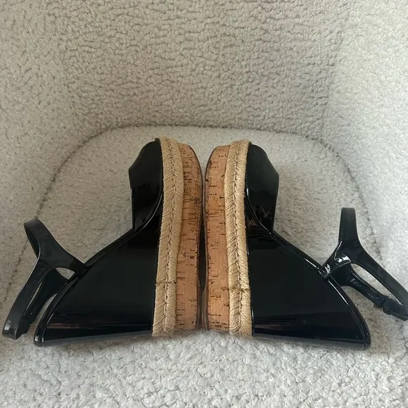 Gucci &quot;Hollie&quot; Black Patent Wedge Sandals Size 39