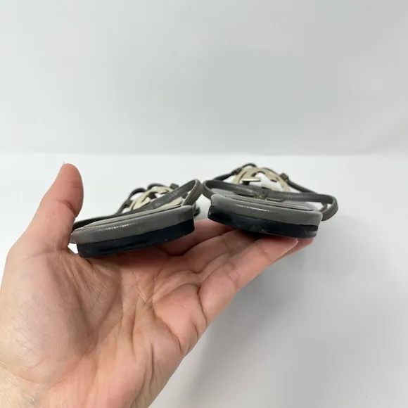 Gucci Interlocking GG Logo Thong Sandals Flip Flops Gray Leather Gold 36.5 6.5