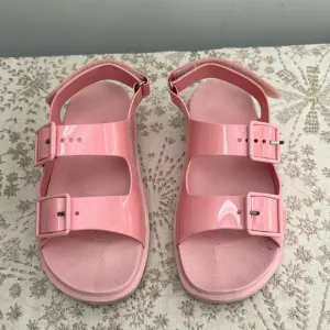 Gucci Pink Dad sandals