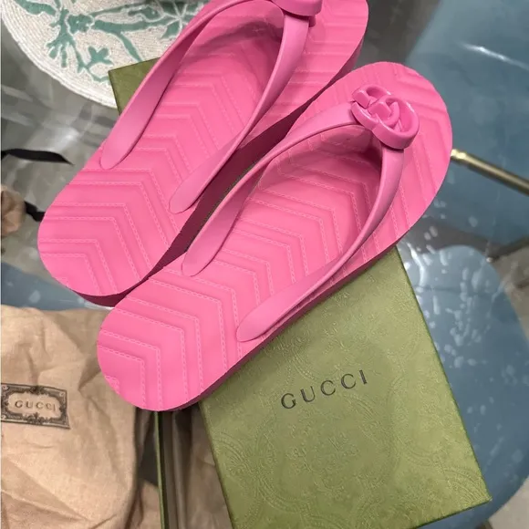 Gucci Pink Sandals with GG Logo