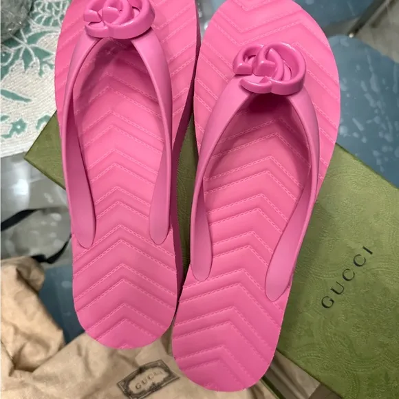 Gucci Pink Sandals with GG Logo