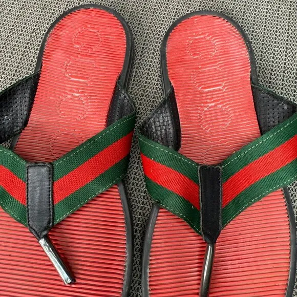 Gucci Sherry Line Mens Size 42 EU 9.5 US Red &amp; Green Thong Sandals