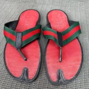 Gucci Sherry Line Mens Size 42 EU 9.5 US Red &amp; Green Thong Sandals