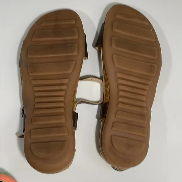 Haflinger women’s Size EUR 38 brown leather sling back sandals. Made in Germany.