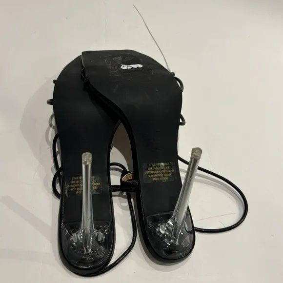 Halston NWT Wizard Multi Straps Party Heels Sandals. No box