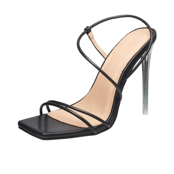 Halston NWT Wizard Multi Straps Party Heels Sandals. No box