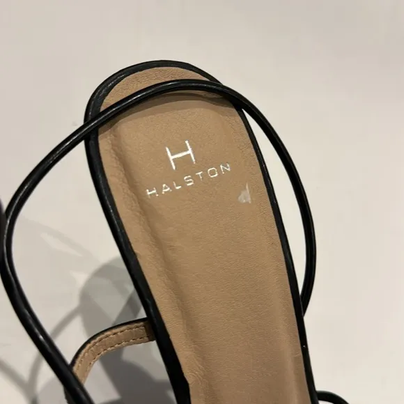 Halston NWT Wizard Multi Straps Party Heels Sandals. No box