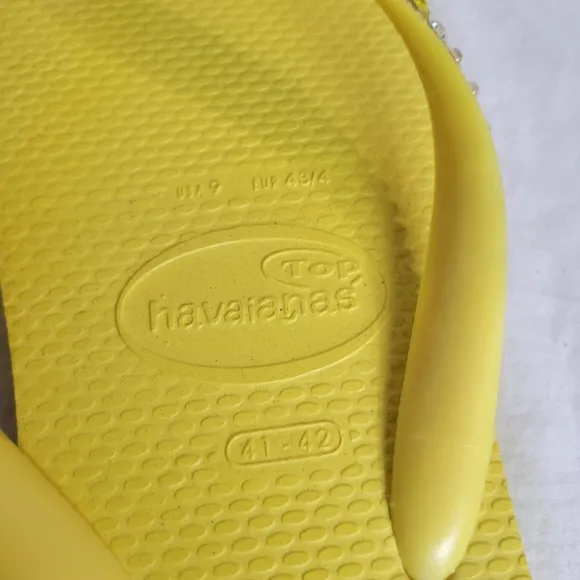 Havaianas Women's Yellow Ombre Rhinestone Flip Flops Sandals Size 9