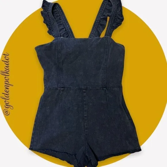 HONEY Punch Black Denim Ruffle Jumper Shorts Onesie Size Lg Retail $68