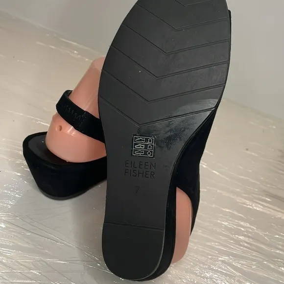 ❤️HP❤️NEW Eileen Fisher Clay Suede Slingback Wedge Sandals 7 Black
