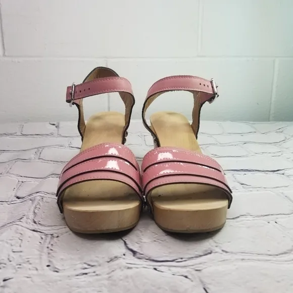 Hunter Refined Penny pink patent leather wood heels sandals