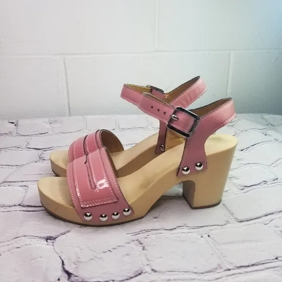 Hunter Refined Penny pink patent leather wood heels sandals