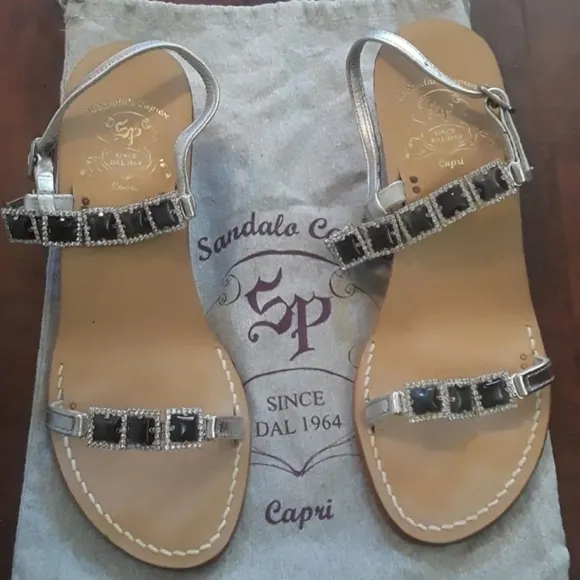 IL SANDALO CAPRESE SANDALS / WEDGES EUROPEAN SIZE 39 ( US 38 / 38.5)