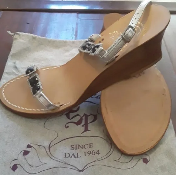 IL SANDALO CAPRESE SANDALS / WEDGES EUROPEAN SIZE 39 ( US 38 / 38.5)