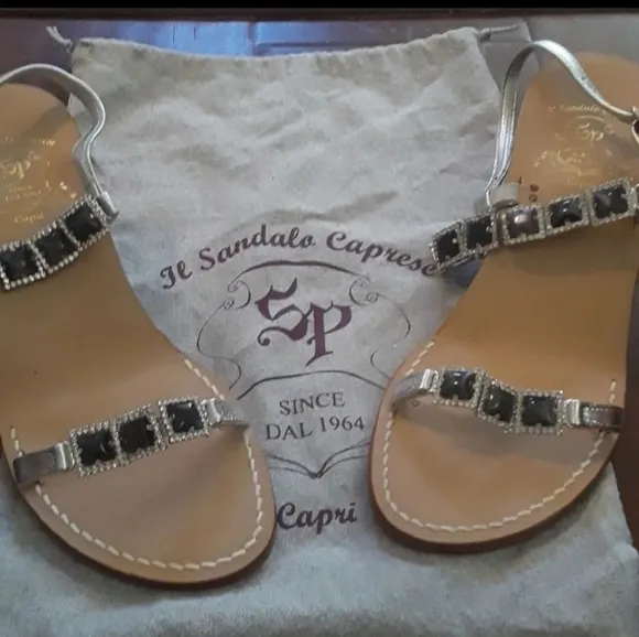 IL SANDALO CAPRESE SANDALS / WEDGES EUROPEAN SIZE 39 ( US 38 / 38.5)