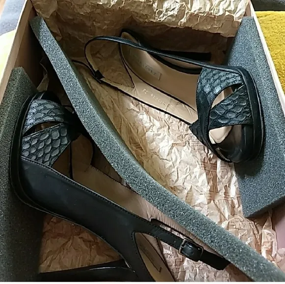 Italian Leather sandals snake python pattern