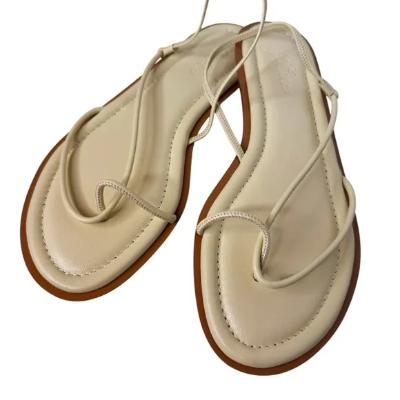 J. CREW NEW Italian Leather Strap Sandal Size 8.5 in Palest Yellow