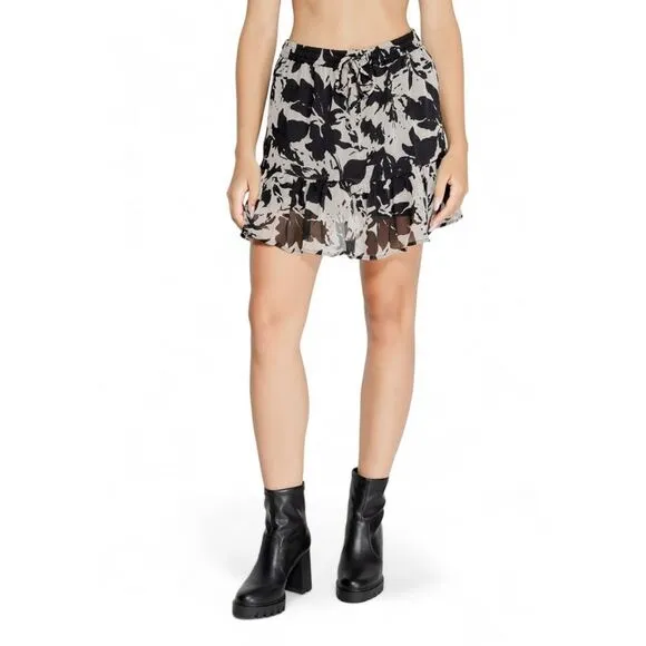 Jacqueline De Yong Tiered Ruffle Mini Skirt ModelNull Women Black