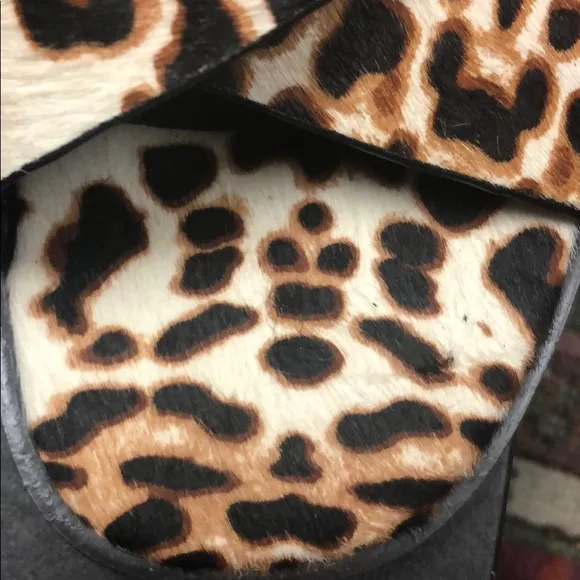 J.Crew Cross-strap sandals ivory leopard calf hair AJ146
