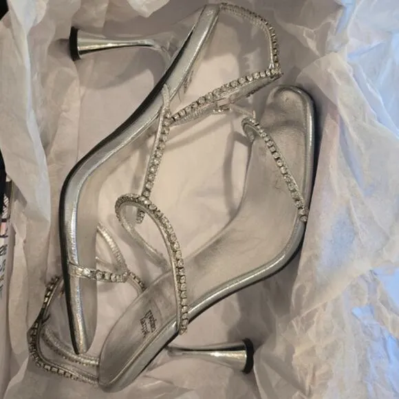 Jeffrey Campbell Demonica Sandal in Silver EUC Size 7.5