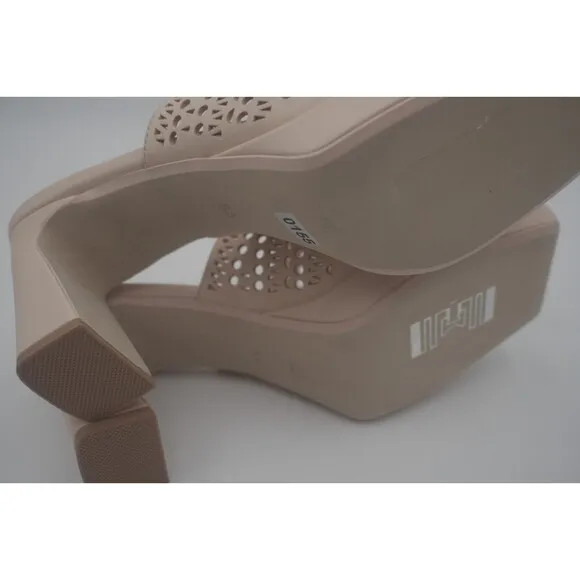 Jeffrey Campbell New Caviar Laser-Cut Design Pink Square-Toe Sandal Size 8.5