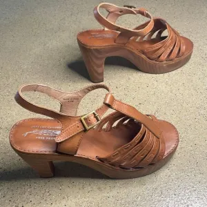 Jeffrey Campbell Free People Wood Platform Leather Sandals 9.5
