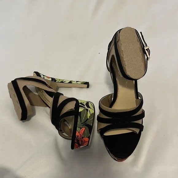 Jessica Simpson Women’s Balina Tropical Platform Dress Heeled Sandals
