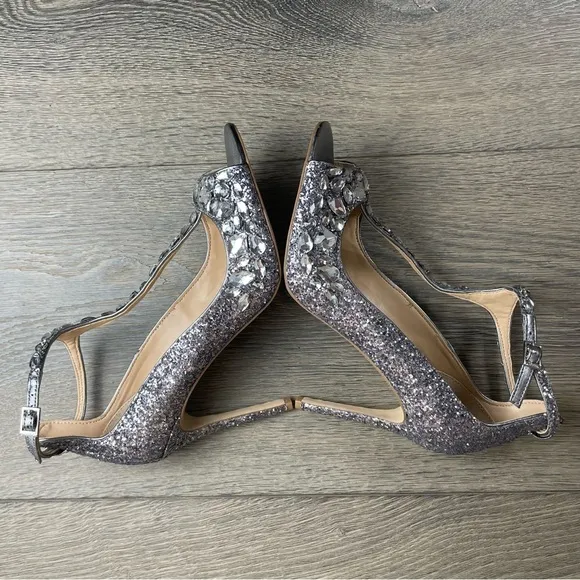 JEWEL BADGLEY MISCHKA Conroy T-Strap Evening Sandals