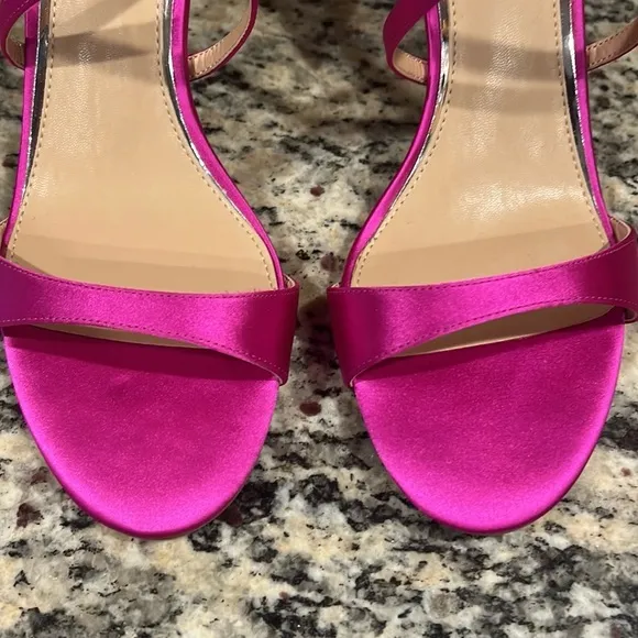 Jewel Badgley Mischka Satin Heels