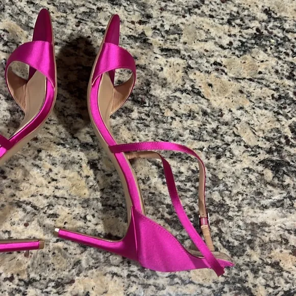 Jewel Badgley Mischka Satin Heels