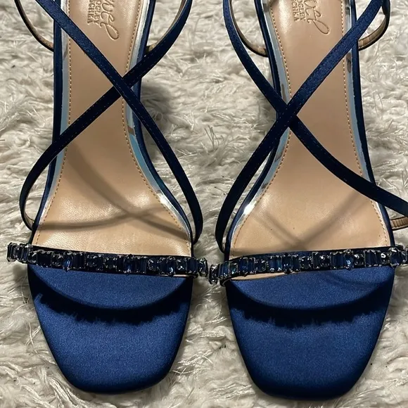 Jewel Badgley Women’s Alexis Heels Size 10 Mischka Blue Sequin Formal Party