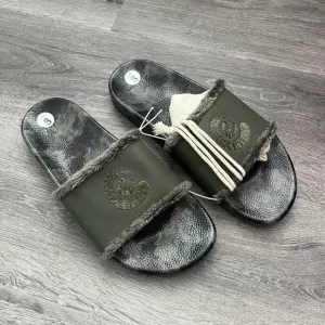 Johnny Was Calme Camo Print Green Slide Pool Sandals Size 8 Women's New Faux Fur