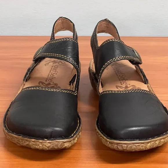 Josef Seibel Rosalie 27 Black Leather Adjustable Mary Jane Sandals Size 6-6.5