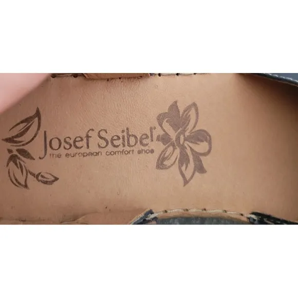 Josef Seibel Rosalie Size 38 Dark Blue Sandals Women's Size 7-7.5‎ Leather
