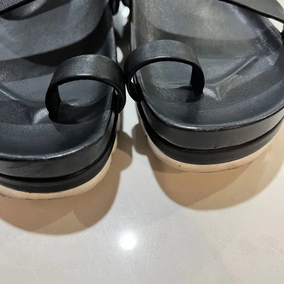 J/SLIDES NYC Platform Sandals