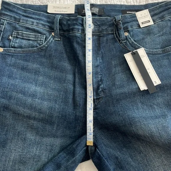 Judy Blue Jeans Hear Me Out Mid Rise Tummy Control Top Straight Leg 15/32