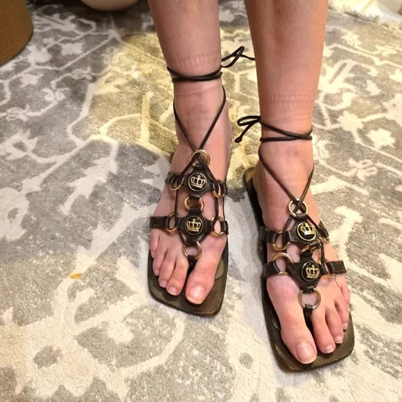 JUICY COUTURE vintage gladiator sandals.