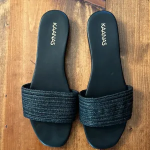 KAANAS black leather sandals - Limon size 9