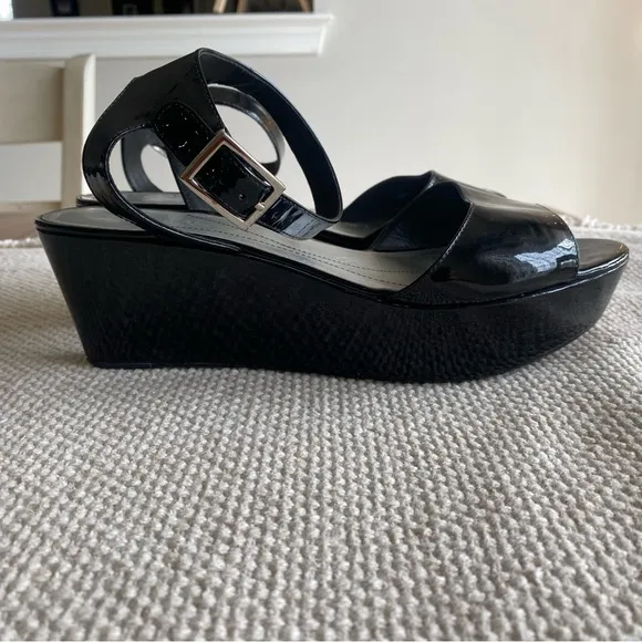 Kate Spade Black Patent Leather Platform Sandals Ankle Strap Heel- 2.5” Size 8