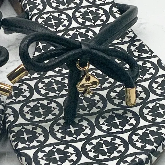 Kate Spade Bow Charm Flip Flops