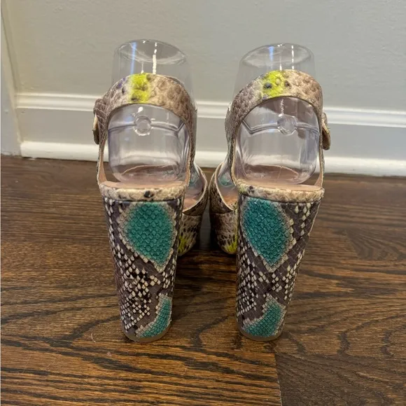 Kate Spade Grace snakeskin platform sandal heel summer size 7.5