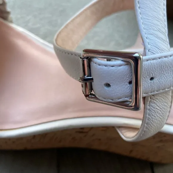 Kate Spade Sandals Platform white Size 9