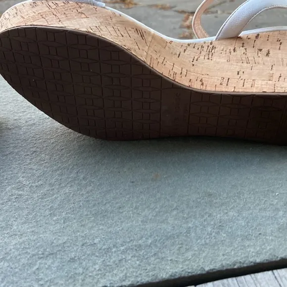 Kate Spade Sandals Platform white Size 9