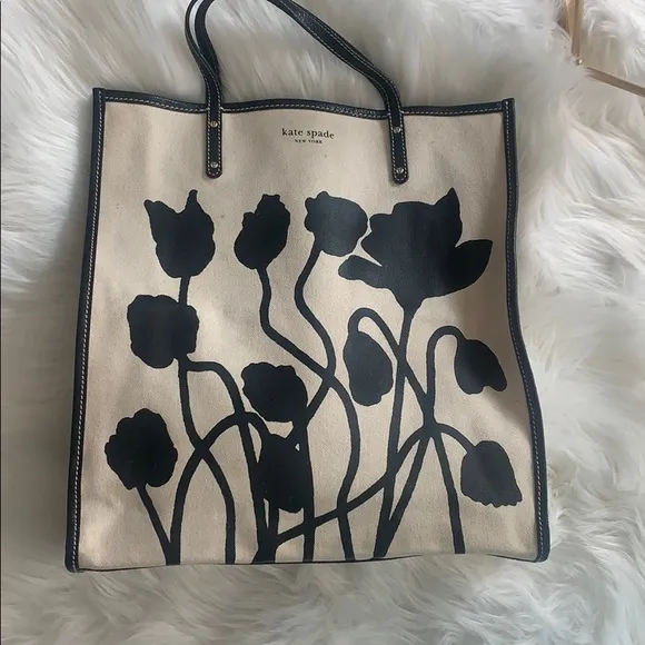Kate Spade Sandals size 9