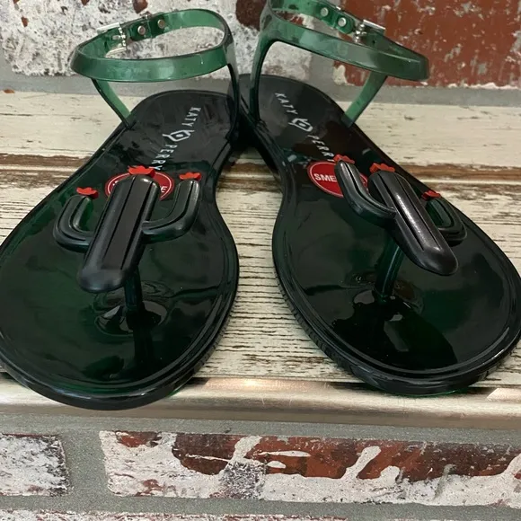 KATY PERRY cactus gel sandals🌵so comfy, cute and FUN! See pic 4 all angles: