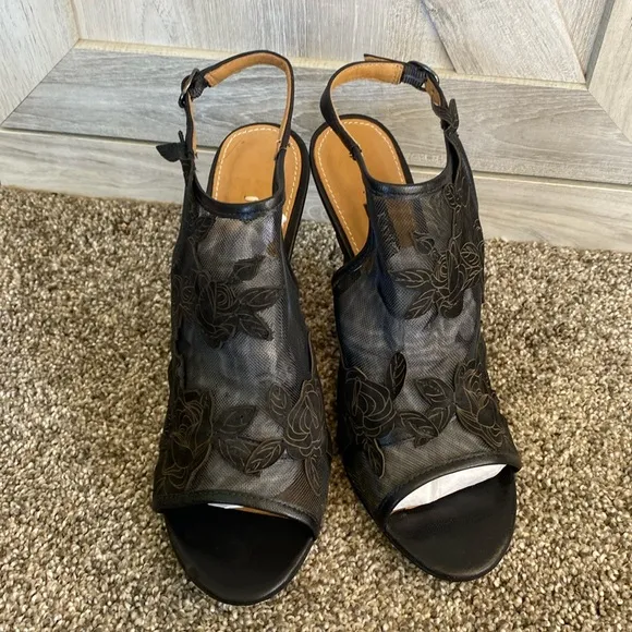 Kay Unger, Mesh &amp; Floral Leather Black Sandals Heels Platform Sexy