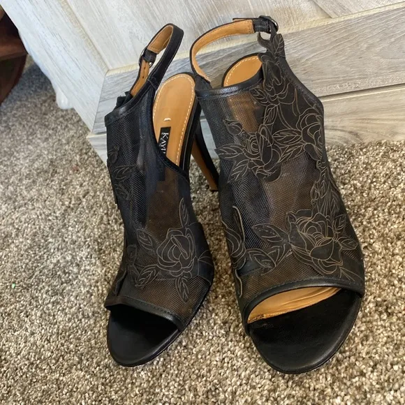 Kay Unger, Mesh &amp; Floral Leather Black Sandals Heels Platform Sexy